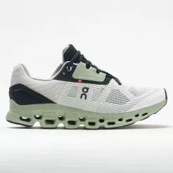 On Running On Cloudstratus Women's White/Black