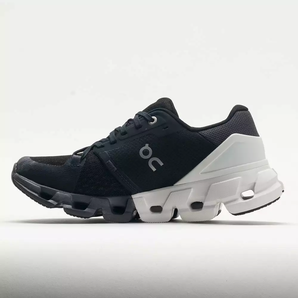 On Running On Cloudflyer 4 Women's Black/White 4 On Running On Cloudflyer 4 Women's Black/White - Image 2
